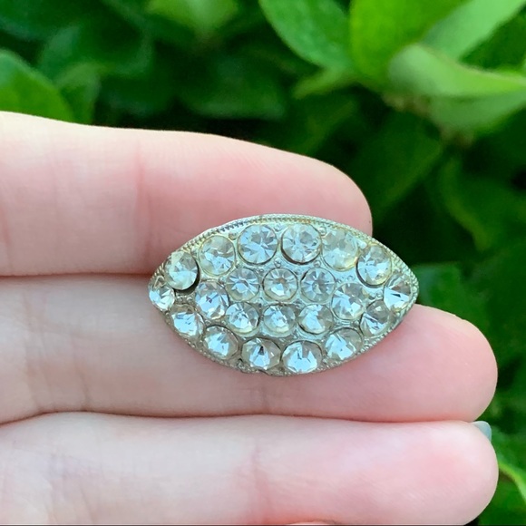 Jewelry - Vintage Silver Oval Rhinestone Brooch/Pin